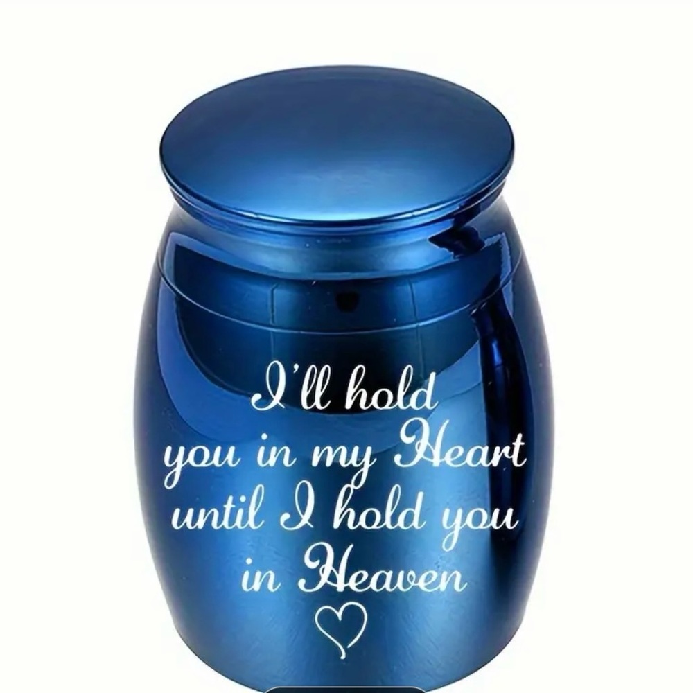 Keepsake Pet Urn, NWT